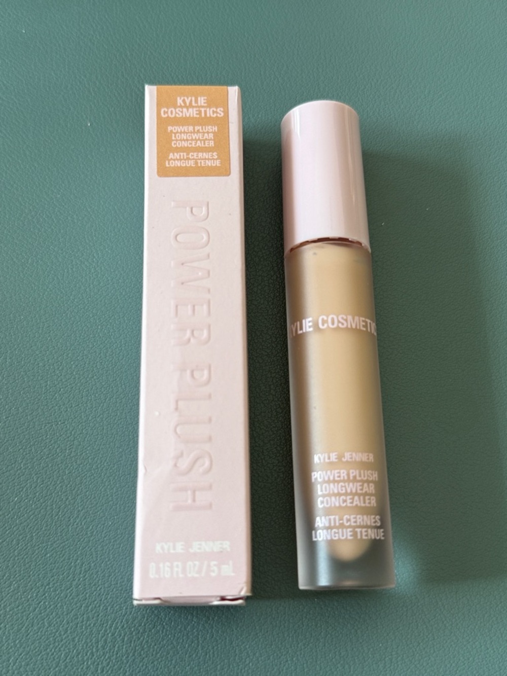 KYLIE COSMETICS power plush longwear‎ concealerer 3.5 NWT